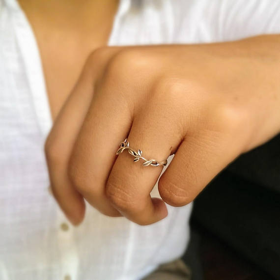 sterling silver dainty ring with delicate leaves - free shipping