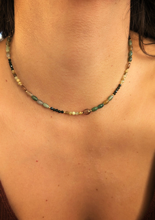 Moon & Milk Carmen necklace with agate, Czech glass beads, and 18k gold-plated accents in an earthy, subtle color palette.