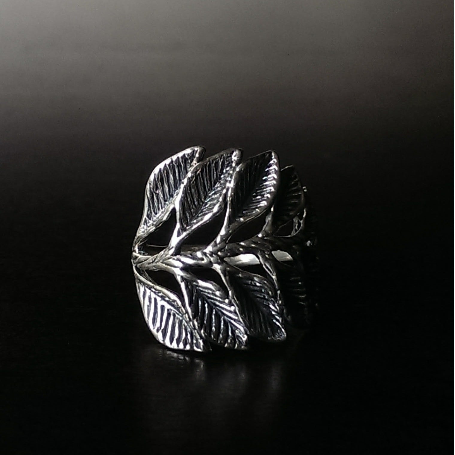 925 sterling silver wide leaf ring
