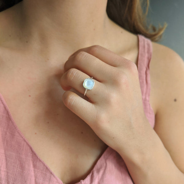 Moon & Milk- 925 sterling silver hammered band ring with a iridescent mother of pearl stone 