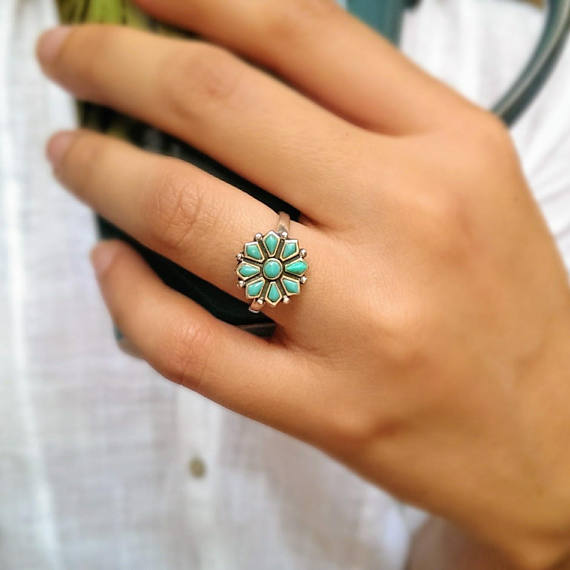 Moon & Milk - 925 Sterling silver Navajo inspired flower turquoise ring