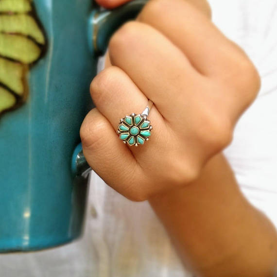 Moon & Milk - 925 Sterling silver Navajo inspired flower turquoise ring