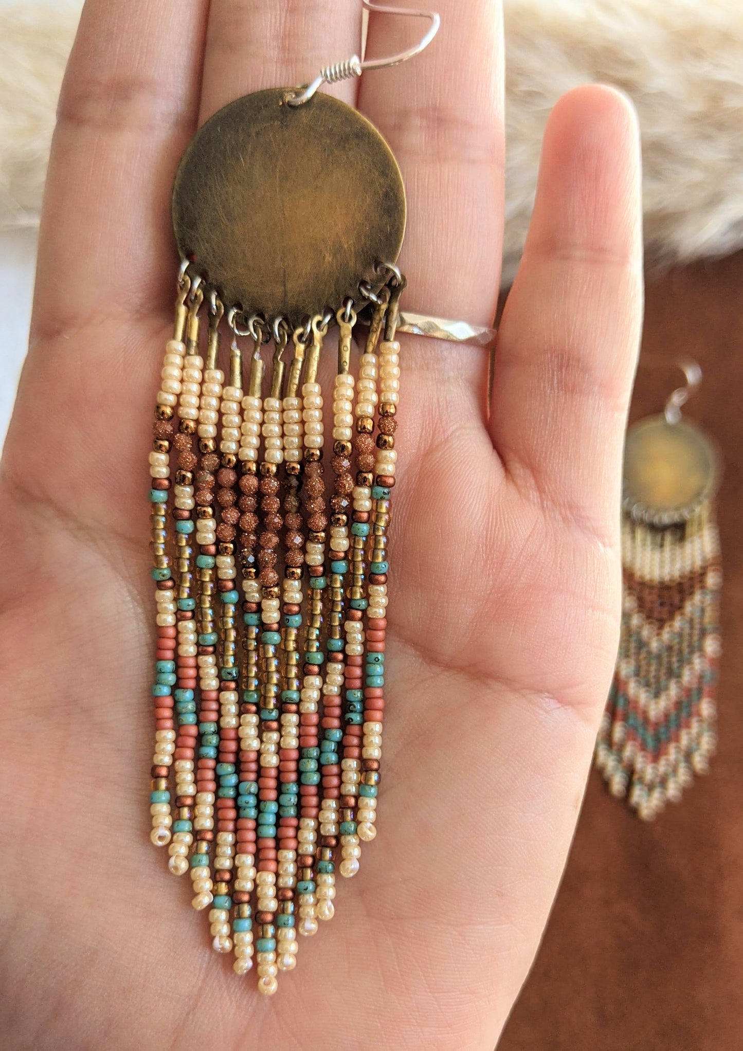 Boucles d'oreilles perlées en terre cuite indigène Audre